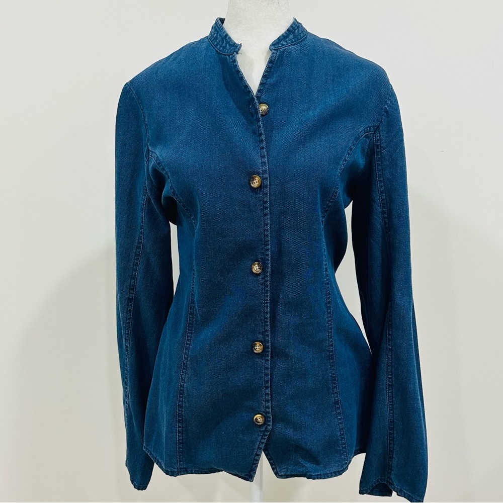 Orvis Women’s Blue Button Down Denim Long Sleeve Blouse Size 6